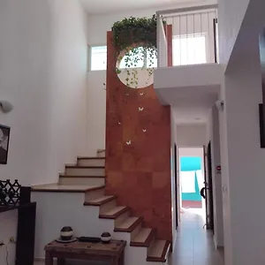 https://jasmine-house.quintano-roohotels.com
